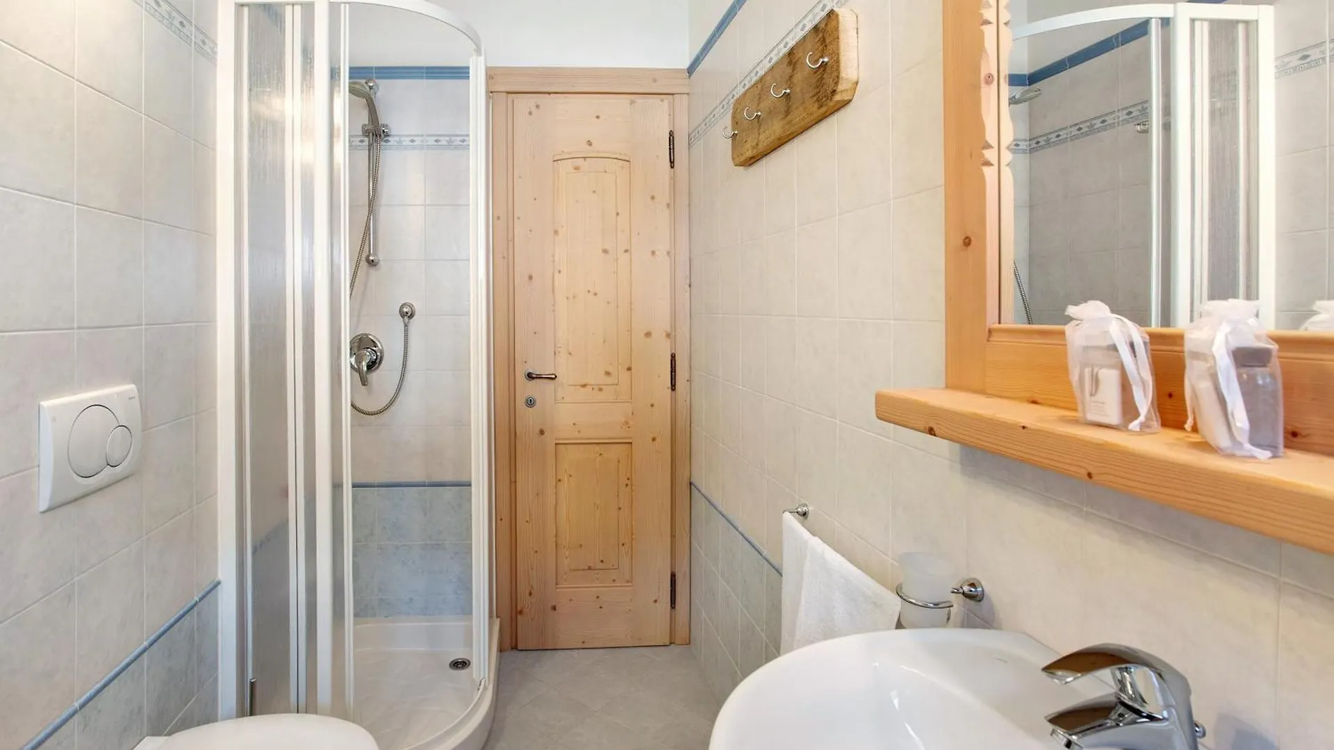 Casa Clus Bormio Apartments 1 발디소토