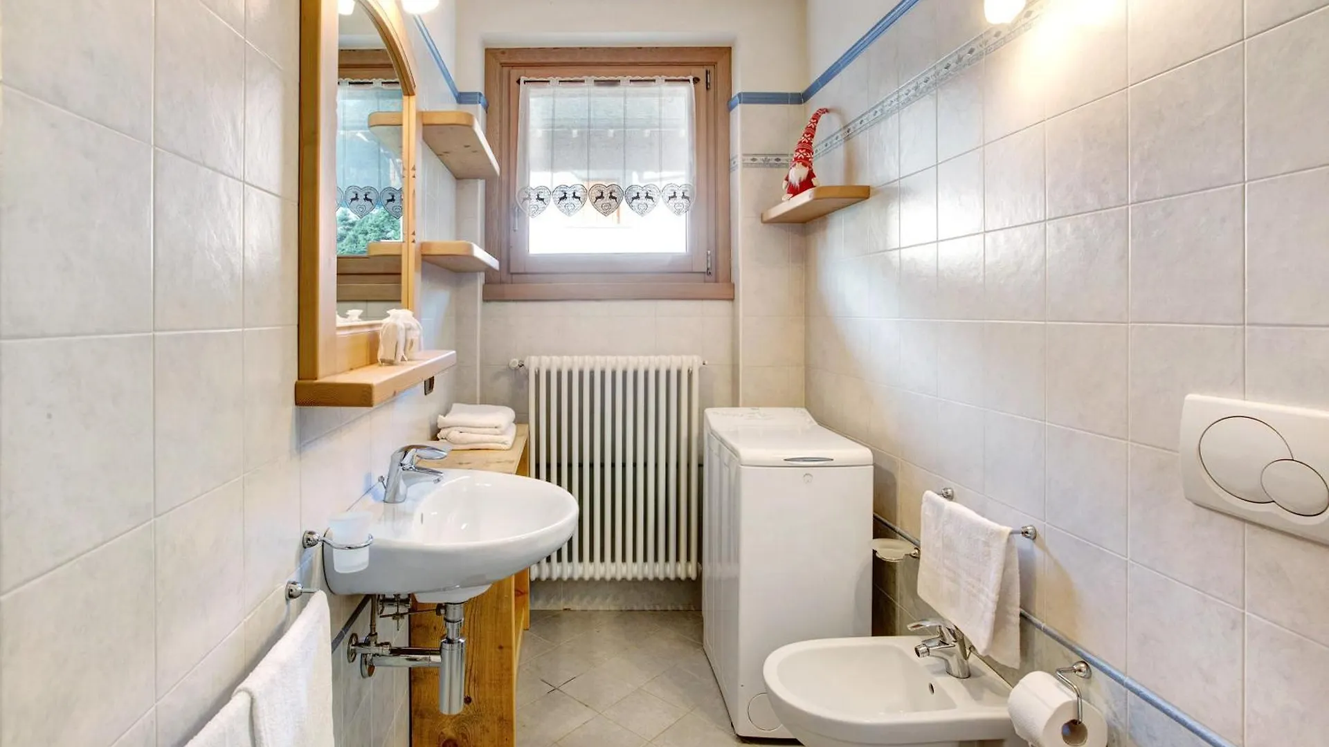 Casa Clus Bormio Apartments 1 발디소토